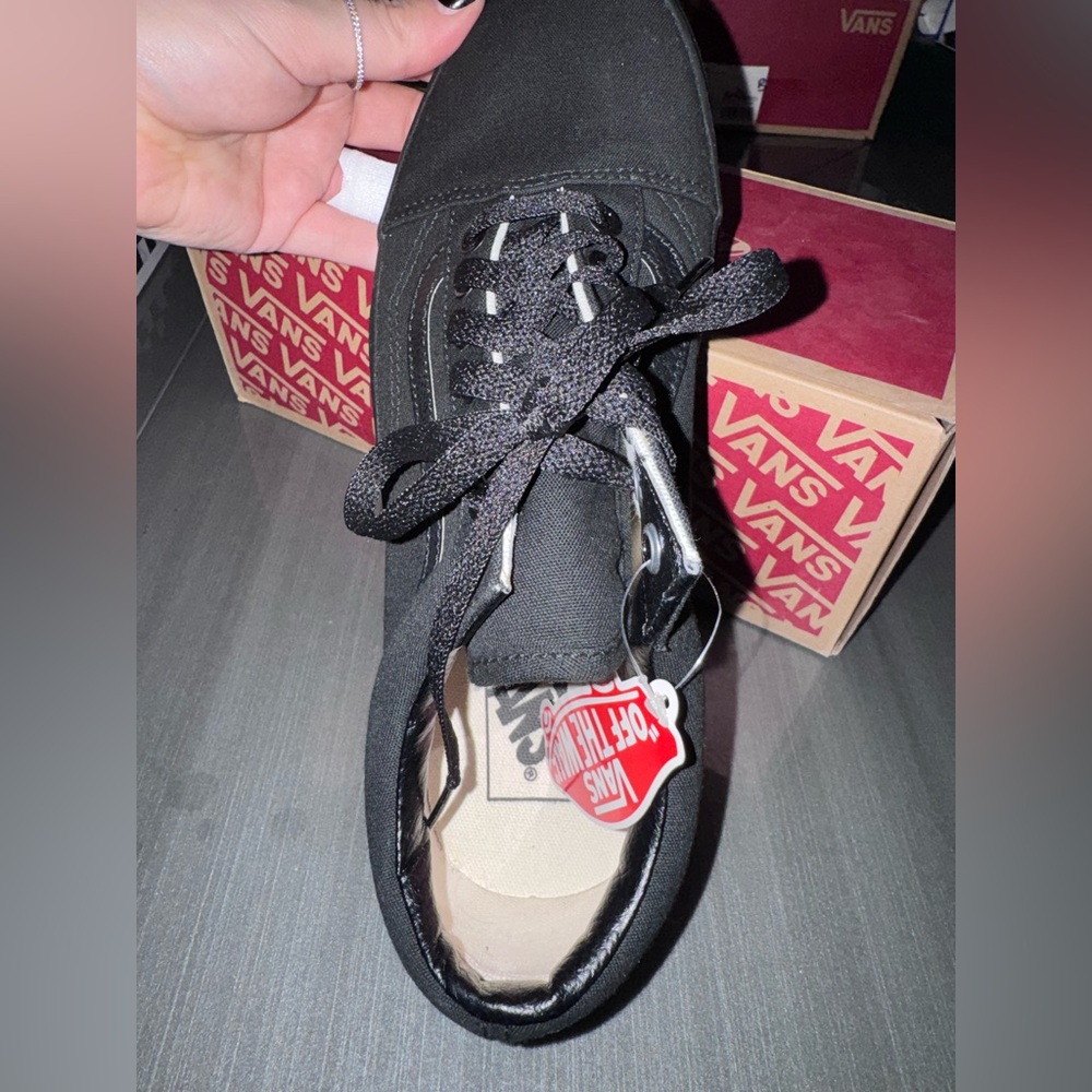 Vans Mens Black Old Skools - Picture 3 of 5